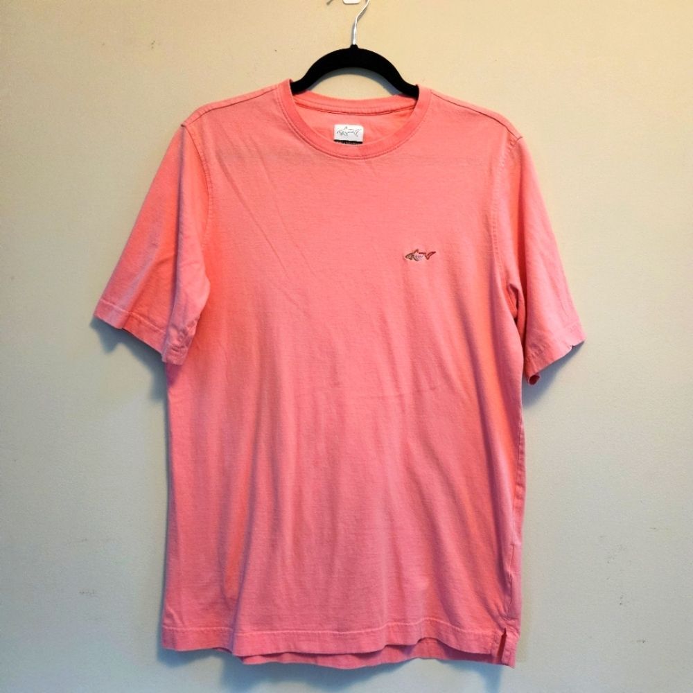 Greg Norman T-Shirt Men's Size Small Coral Color with Shark Logo